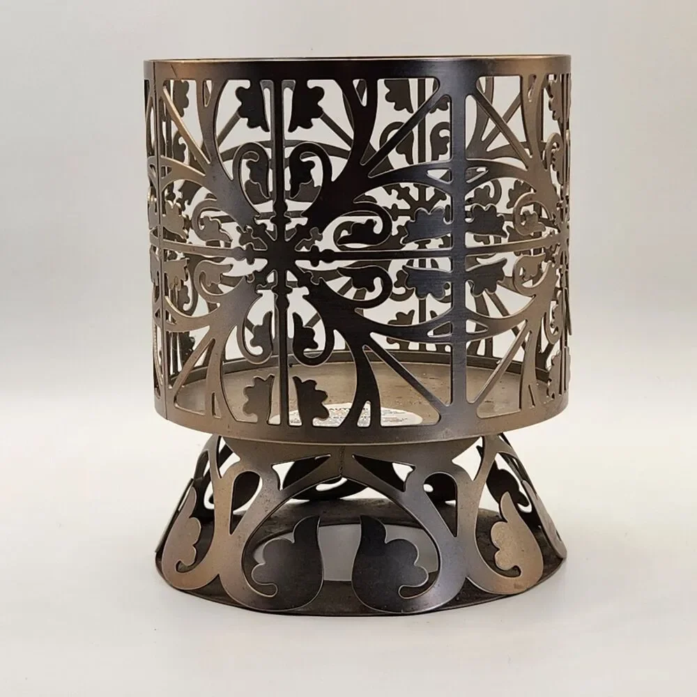 Bath & Body Works Ornate Swirl Gate Pedestal 3 Wick Candle Holder Sleeve 14.5OZ - Picture 1 of 4